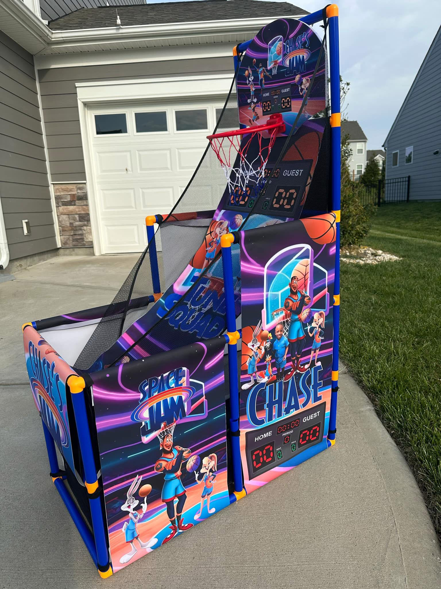 CUSTOM BASKETBALL HOOP: Shoot your shot. Make it yours!